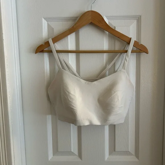 All in Motion Black and Cream Bra Set - Picture 2 of 11